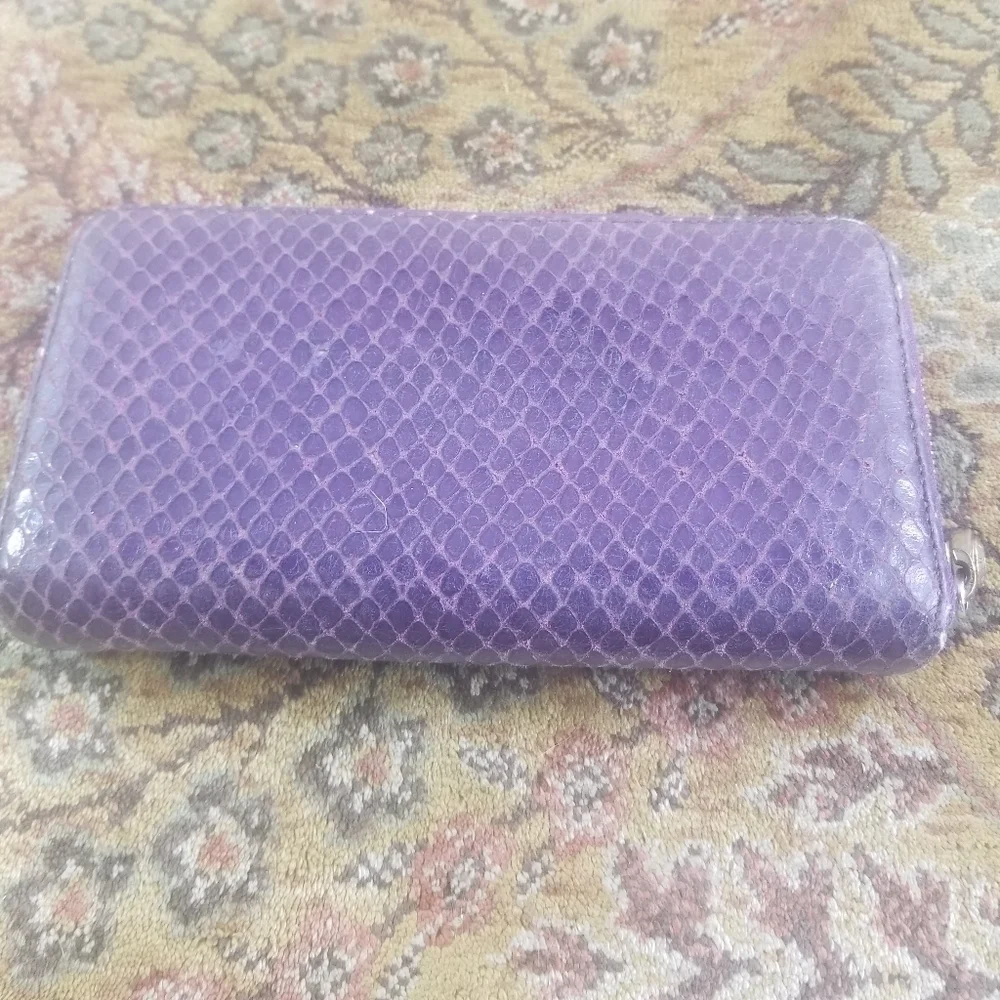 Henri Bendel purple snakeskin embossed leather wallet
